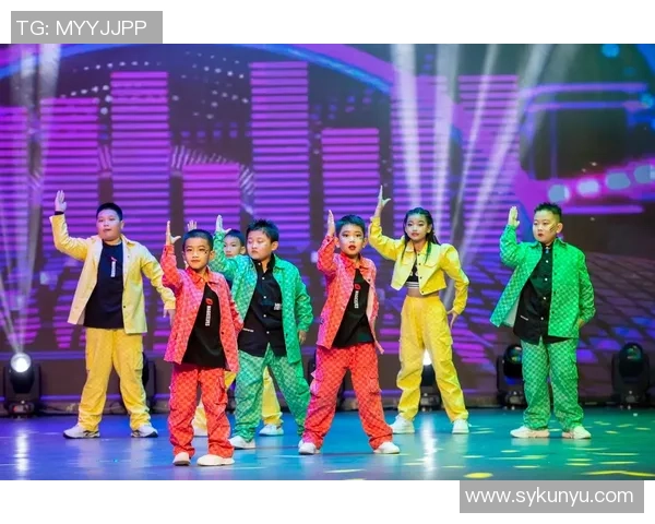 广州街舞队灵活性分析与表现探讨街舞文化的多样性与创新性