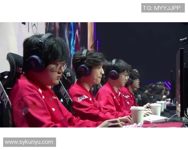 赛后分析：WE与FPX实力对比及未来发展趋势探讨