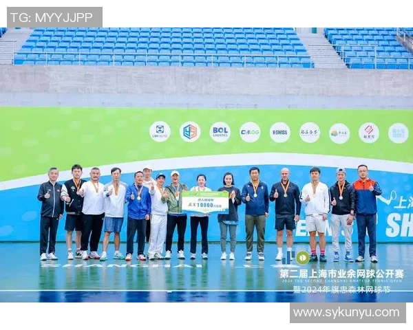 重庆网球队的运营体系与网球战术的深度融合探讨 重庆网球队的运营体系与网球战术的深度融合探讨